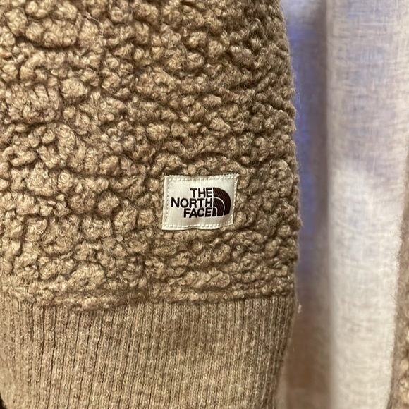 The North Face Harrison Pull Over  Hoodie - Picture 3 of 4